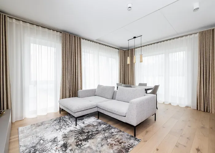 Parkside Lux - 2 Bedrooms Apartment, New Lägenhet