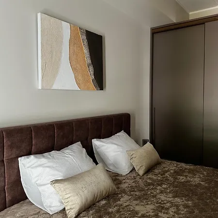 Apartment Parkside Lux - 2 Bedrooms Apartment, New
