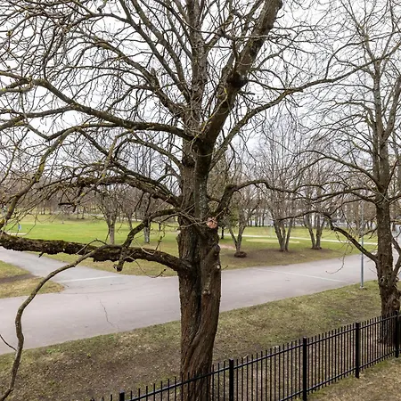 Parkside Lux - 2 Bedrooms Apartment, New Apartment