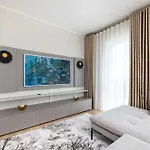 Daire Parkside Lux - 2 Bedrooms Apartment, New Tallinn