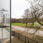 Daire Parkside Lux - 2 Bedrooms Apartment, New *